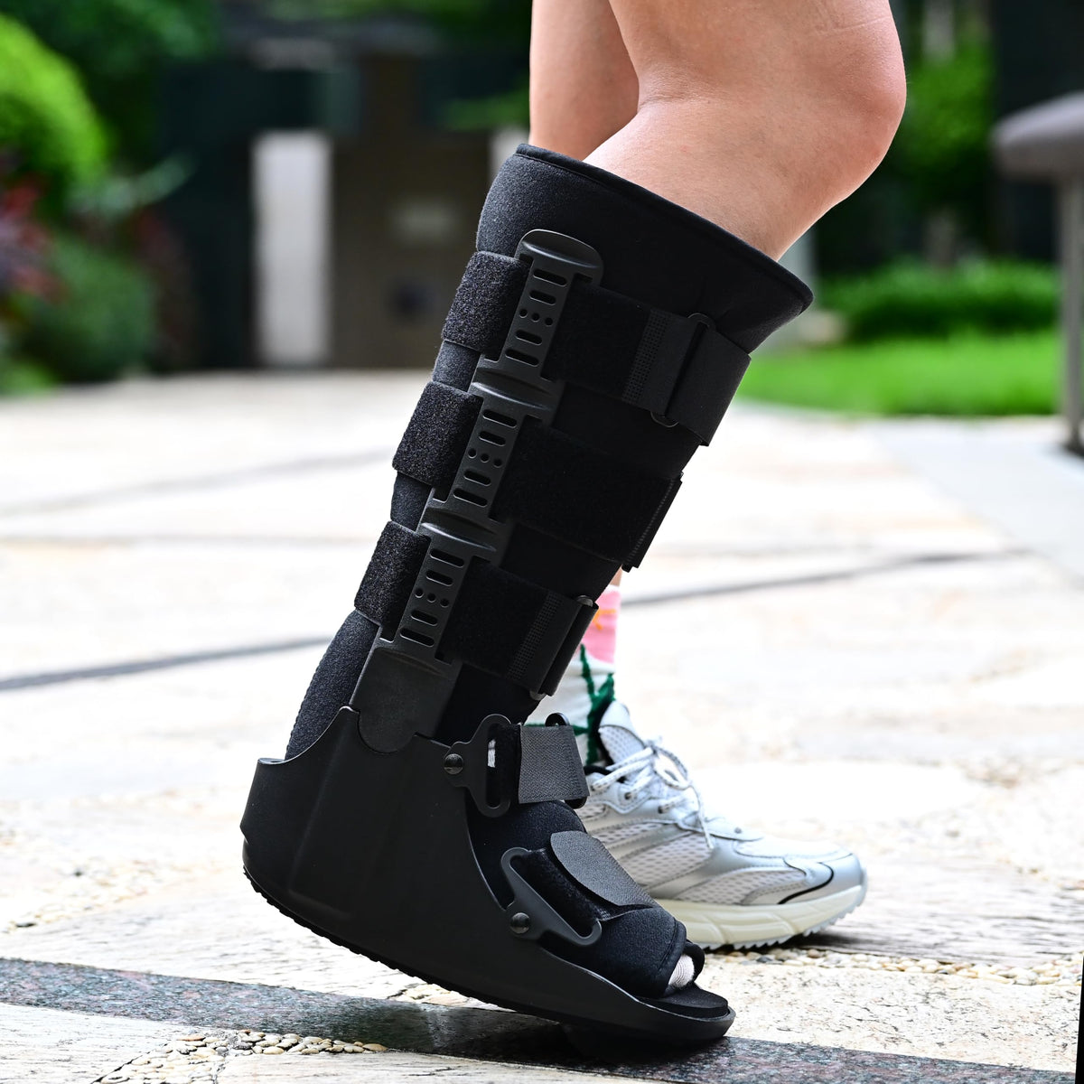 Tall Orthopedic Walking Boot N602